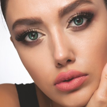 لنز طبی رنگی سالانه رینبو