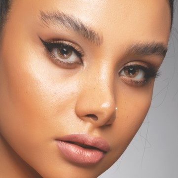 لنز طبی رنگی سالانه رینبو