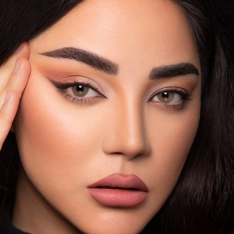 لنز طبی رنگی سالانه اپتی کالر